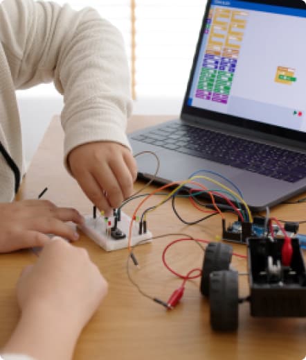 LOGO Yazılım ve Smartpro bilişim sektörüne eğitim ve istihdam projeleri sunuyor.